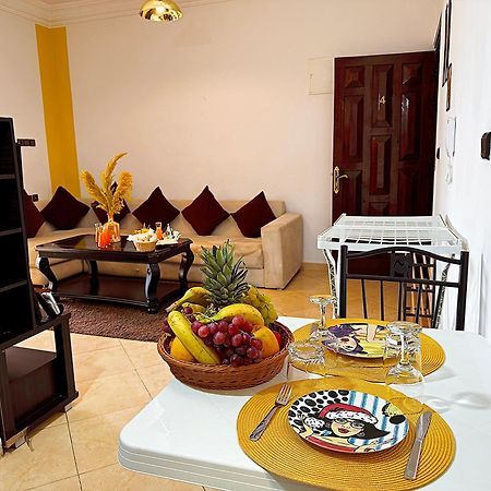 Chay - Appartements A Ouarzazate Buitenkant foto