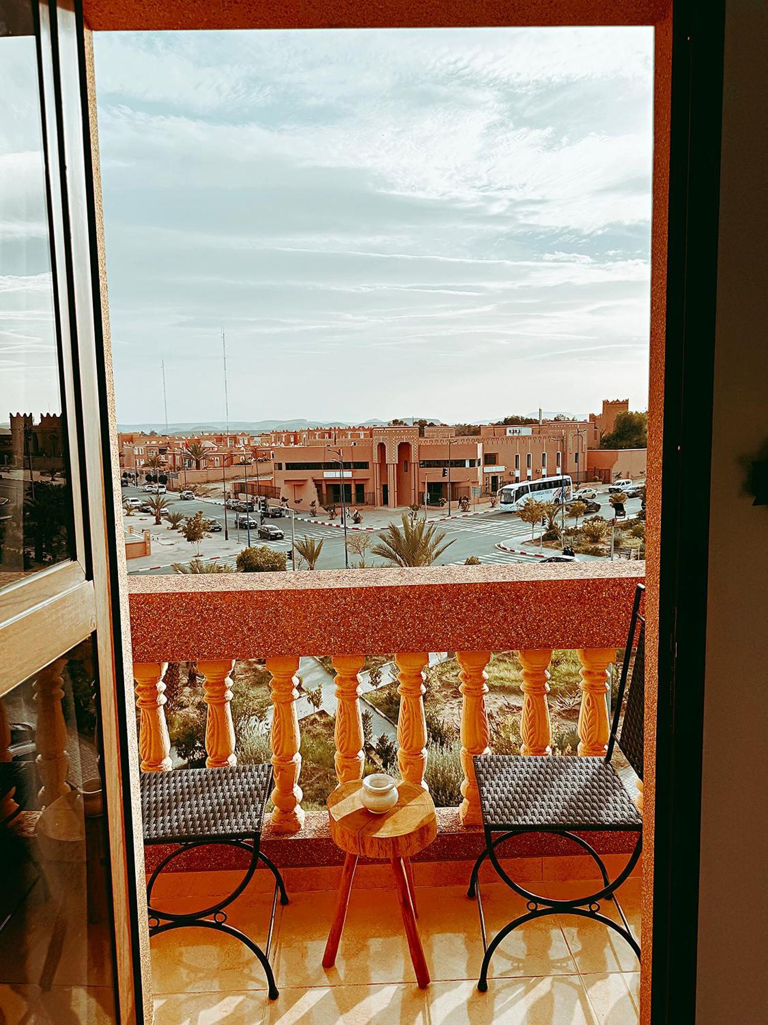 Chay - Appartements A Ouarzazate Buitenkant foto