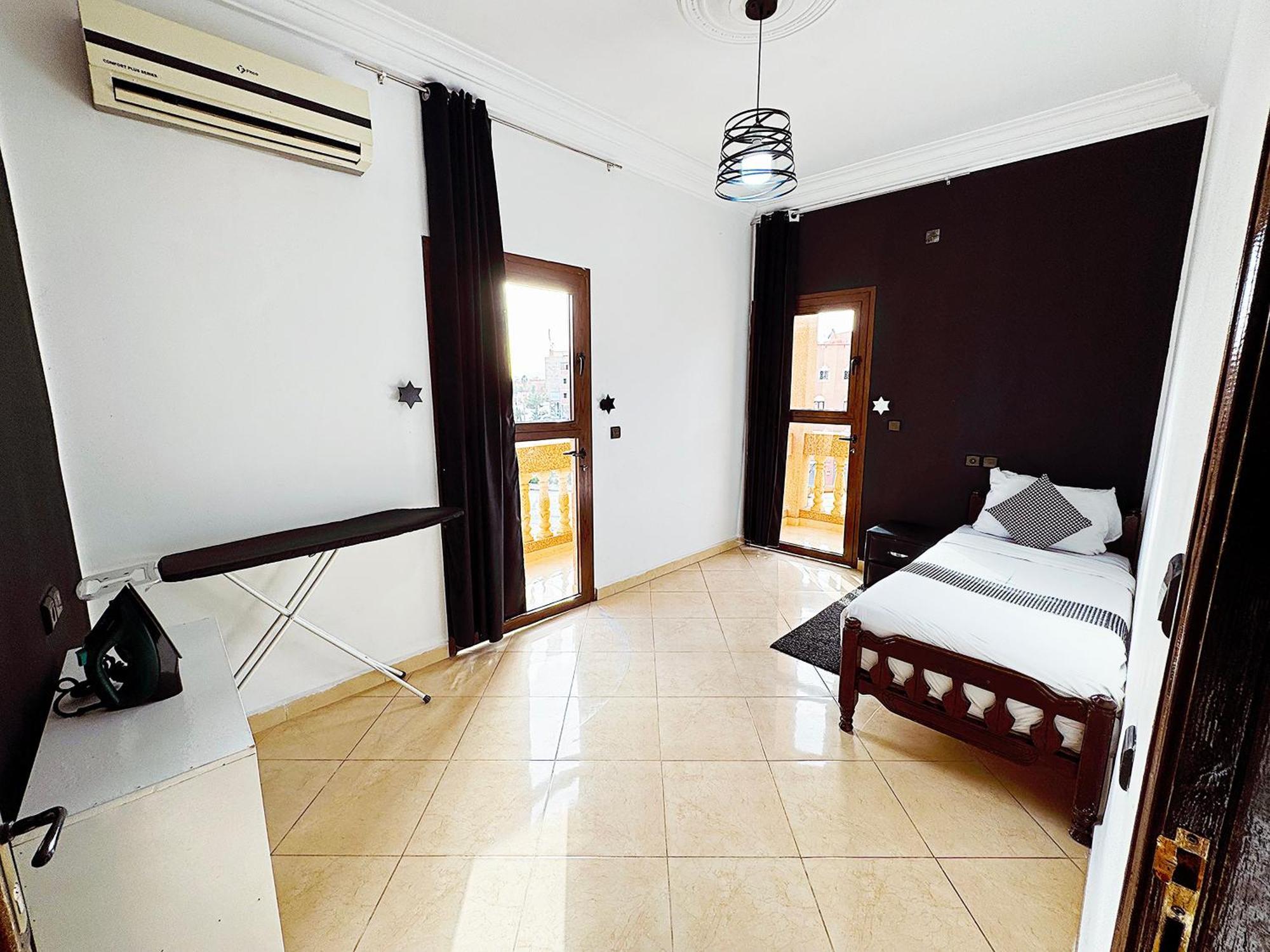 Chay - Appartements A Ouarzazate Buitenkant foto